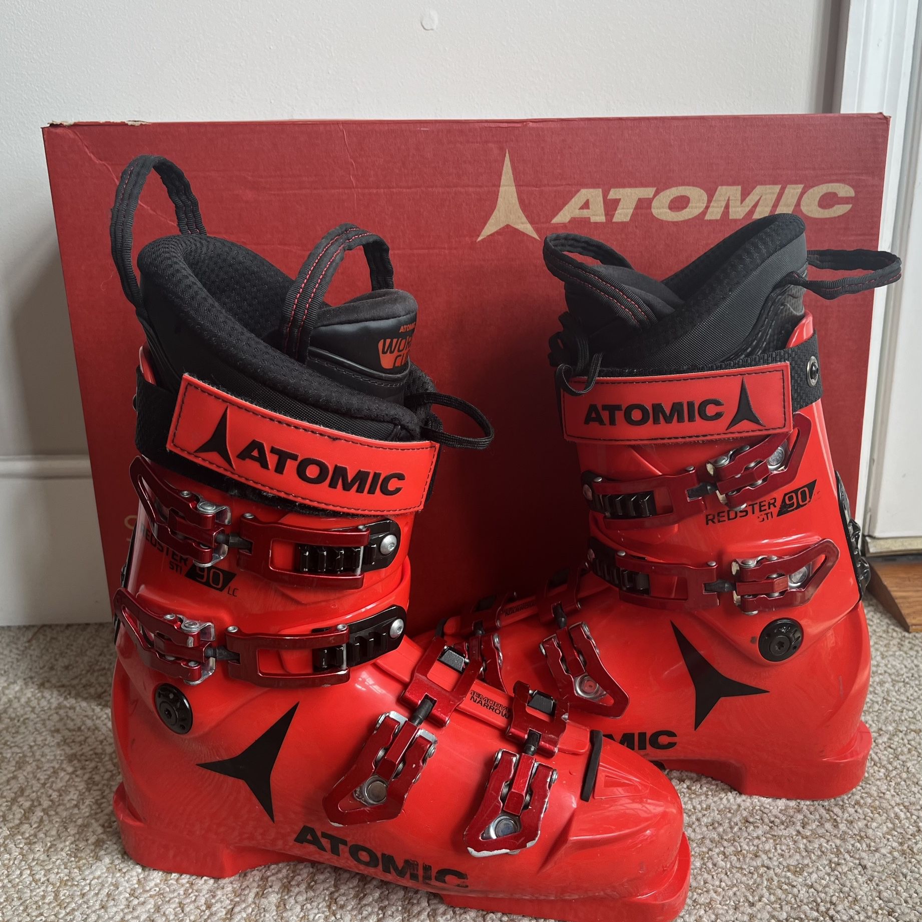 2022 Atomic Redster STI 90 LC 27/27.5 Ski Boot for Sale in Greenwich, CT -  OfferUp