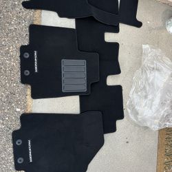 Nissan Pathfinder Mats