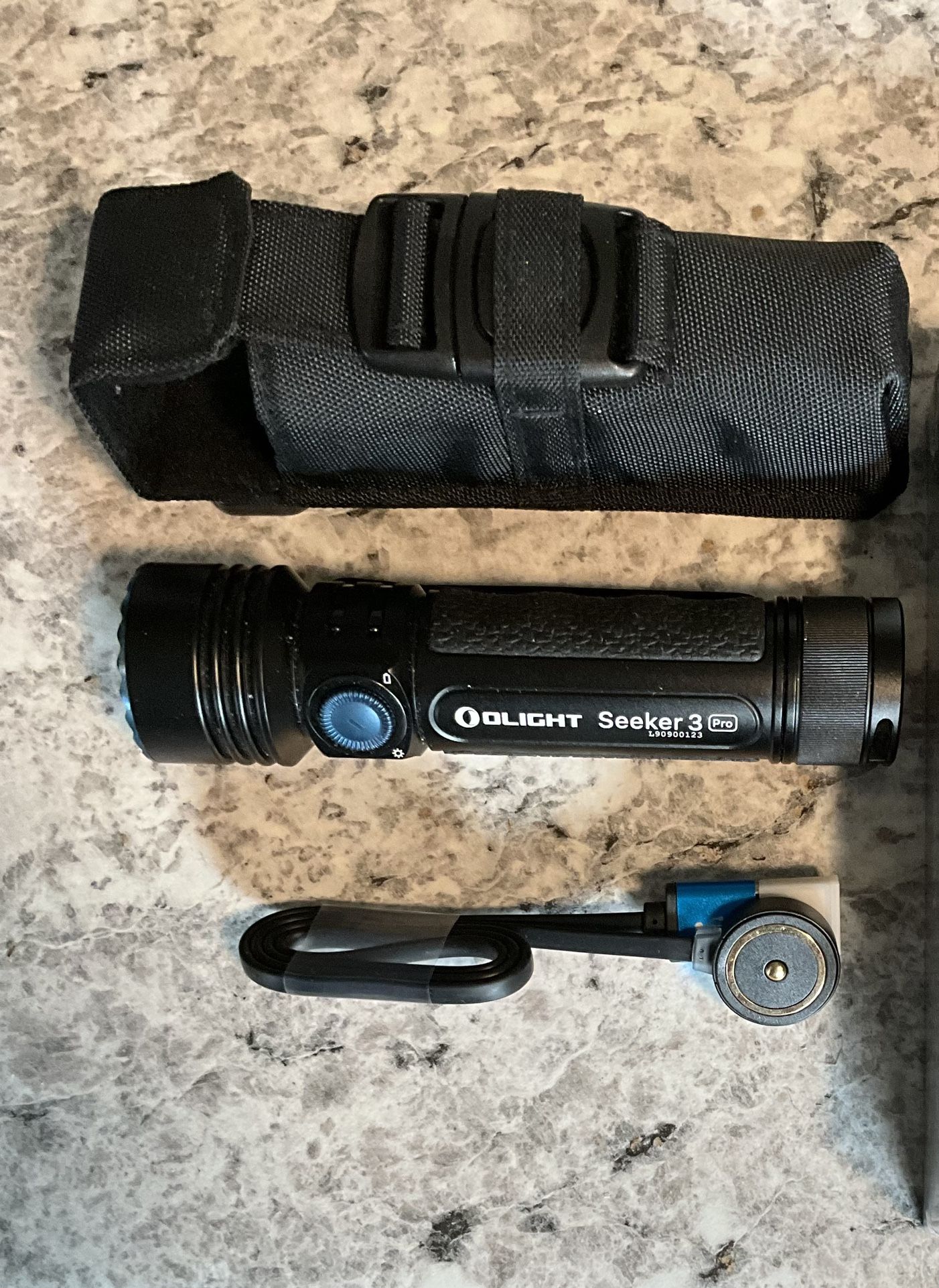 New OLight Seeker 3 Pro With Pocket Clip