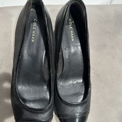 Cole Haan Wedge (black) Size 7 Wide