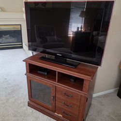 Samsung TV 40" 1080p Touch of Color Series 750 Full HD LCD TV LN40A750/LN40A750R1FXZA. Cash only.