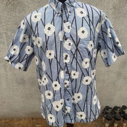 PreOwned Sig Zane Powder Blue/ White Hawaiian Print Full Button Men's Medium 