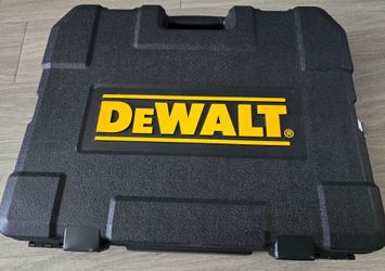 DeWalt 204 Piece Unused Ratchet Set/Buda