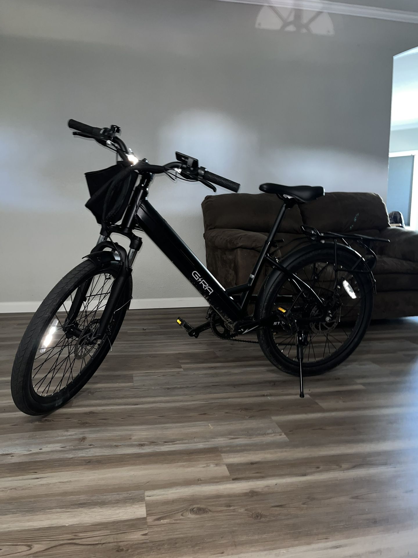 E Bike , Ozone 500 GIRA Striker 