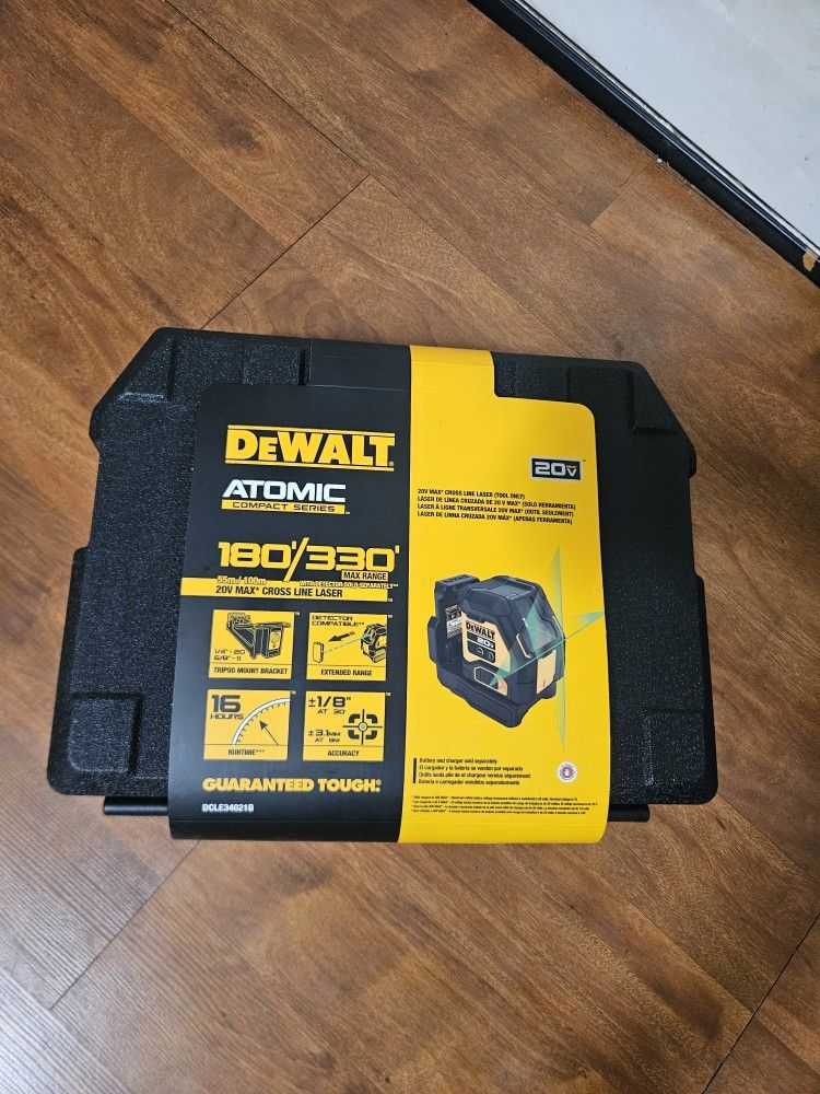 DEWALT  20V ATOMIC 180/330 Laser Level & BOSCH Compact Tripod