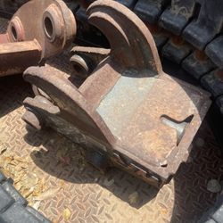 Excavator Buckets And Couplers  Wayne Roy