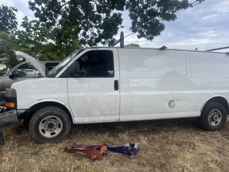 2006 chevy savana parts