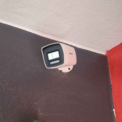 6 CAMARAS D SEGURIDAD-SURVEILLANCE SYSTEMS