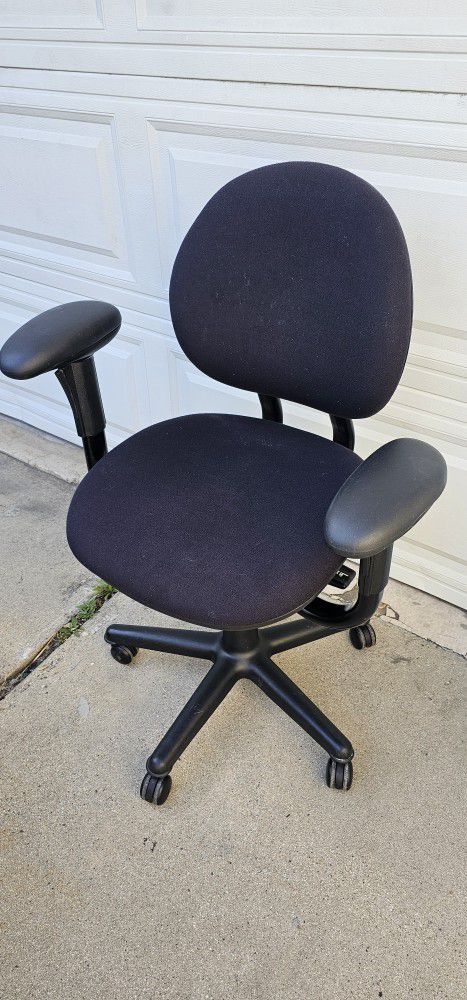 Office Chair - 2 Adjustments