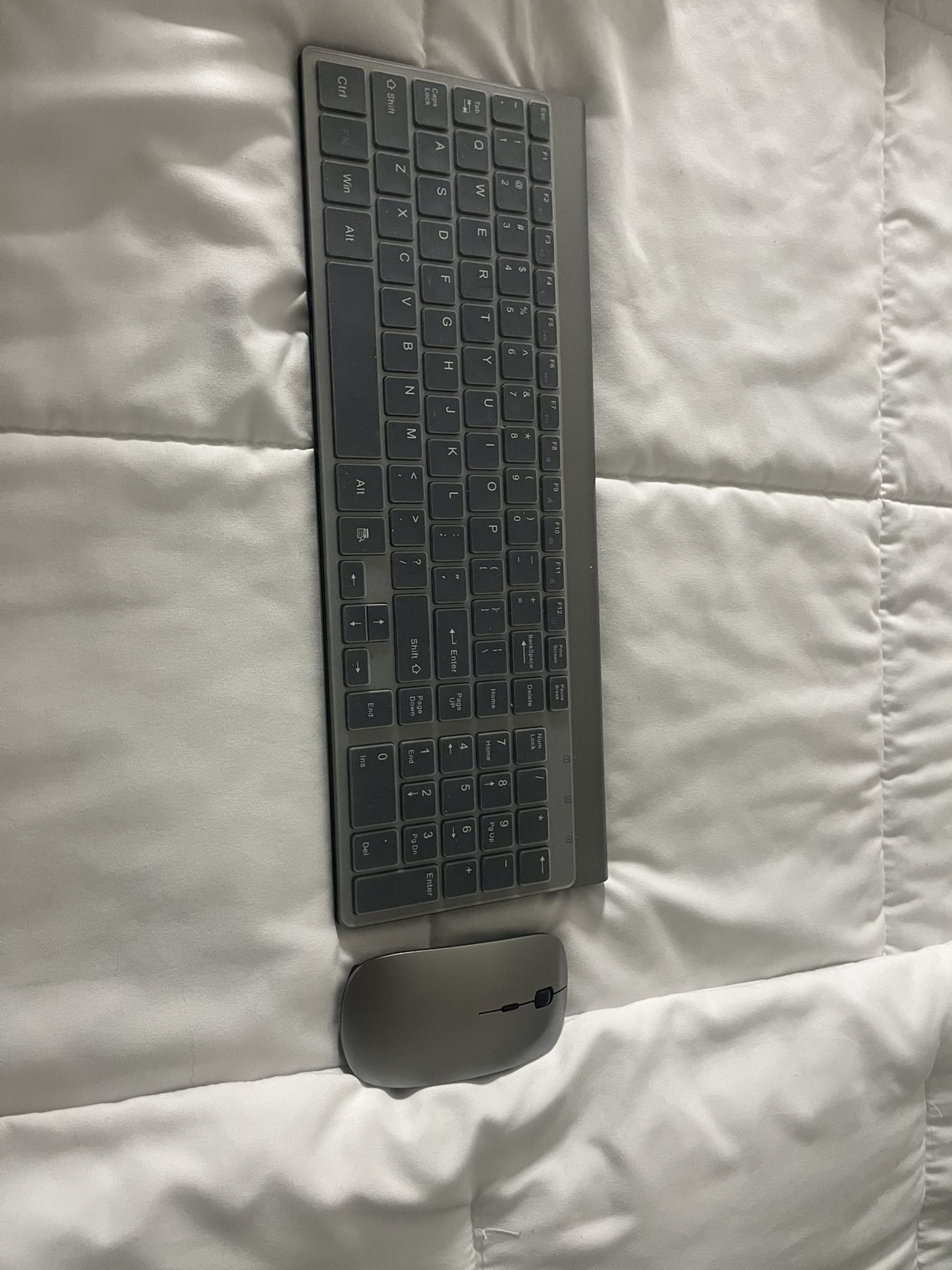 Wireless Mouse And keyboard 