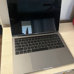 Macbook Pro 2016 13” w/ Touch Bar & Touch ID