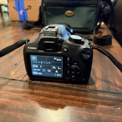 Canon EOS Rebel T5 Bundle