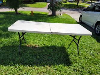 Fold in Half Table