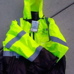 NWT Pyramex Raincoat