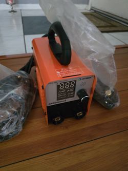 Hit box stick welder