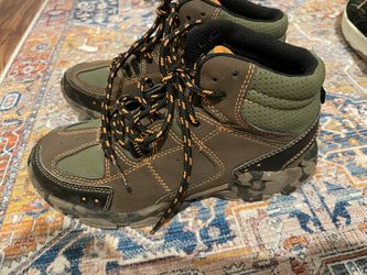 Rugged Outback- Boys Size 2 