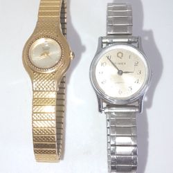 Wrist Watches Needs Batteries 