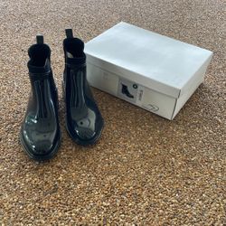 A new clearance day rain boots