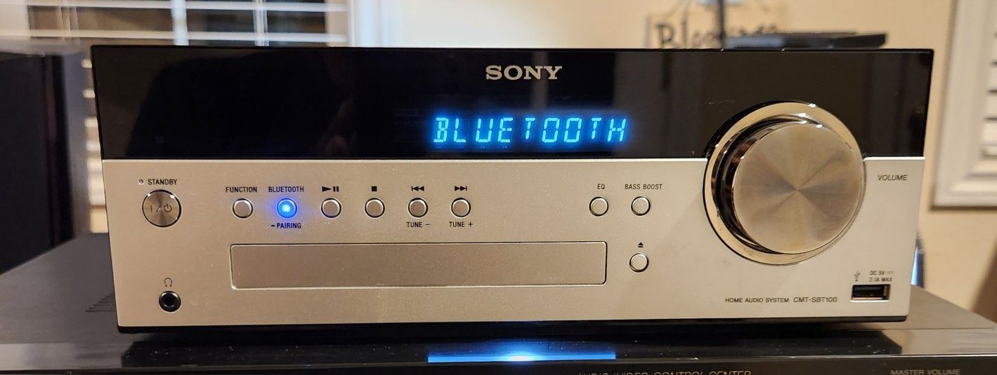 Sony CMTSBT100 Micro Music System with Bluetooth