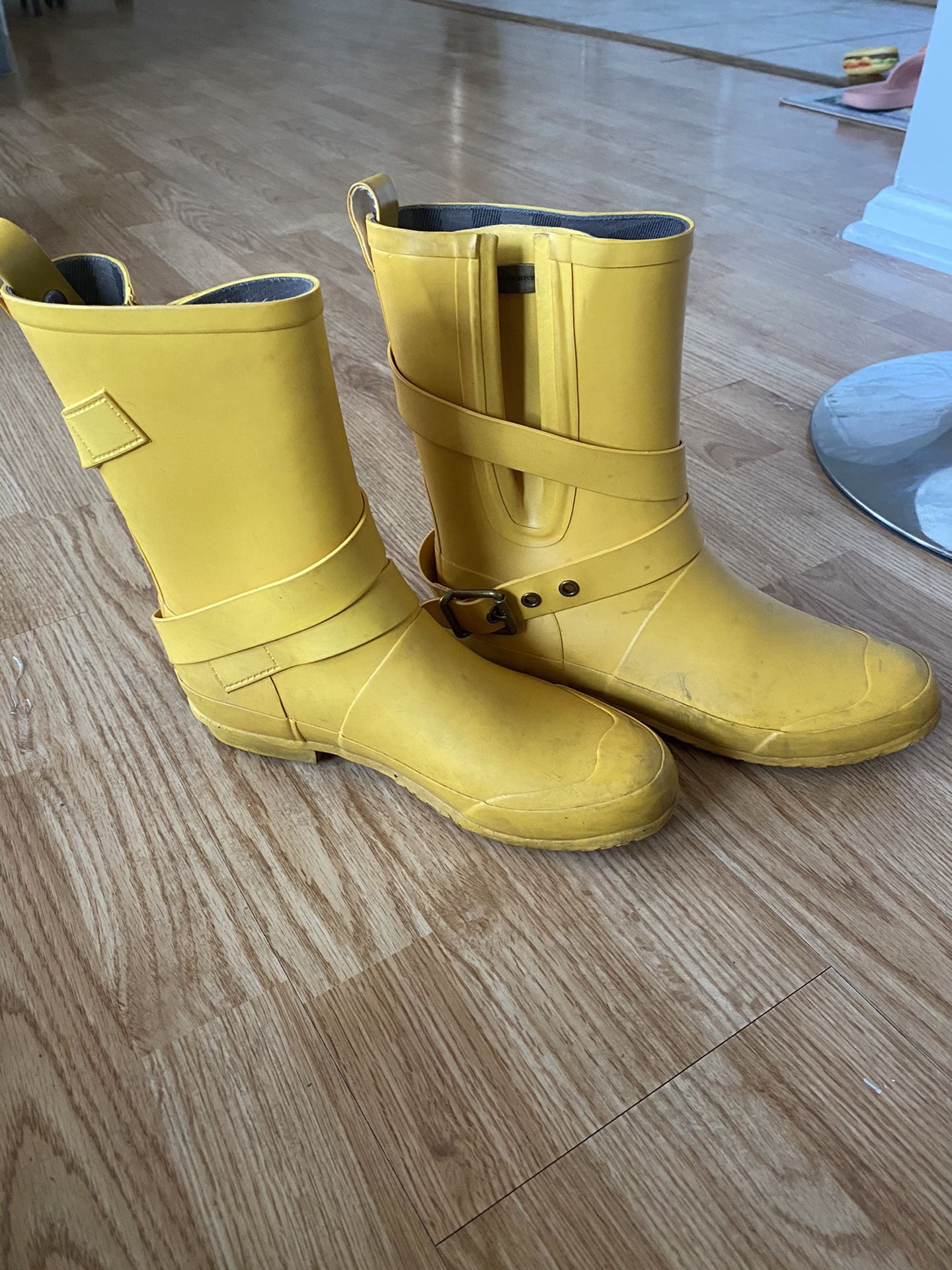 Burberry Rainboots