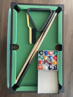 Mini Pool Table