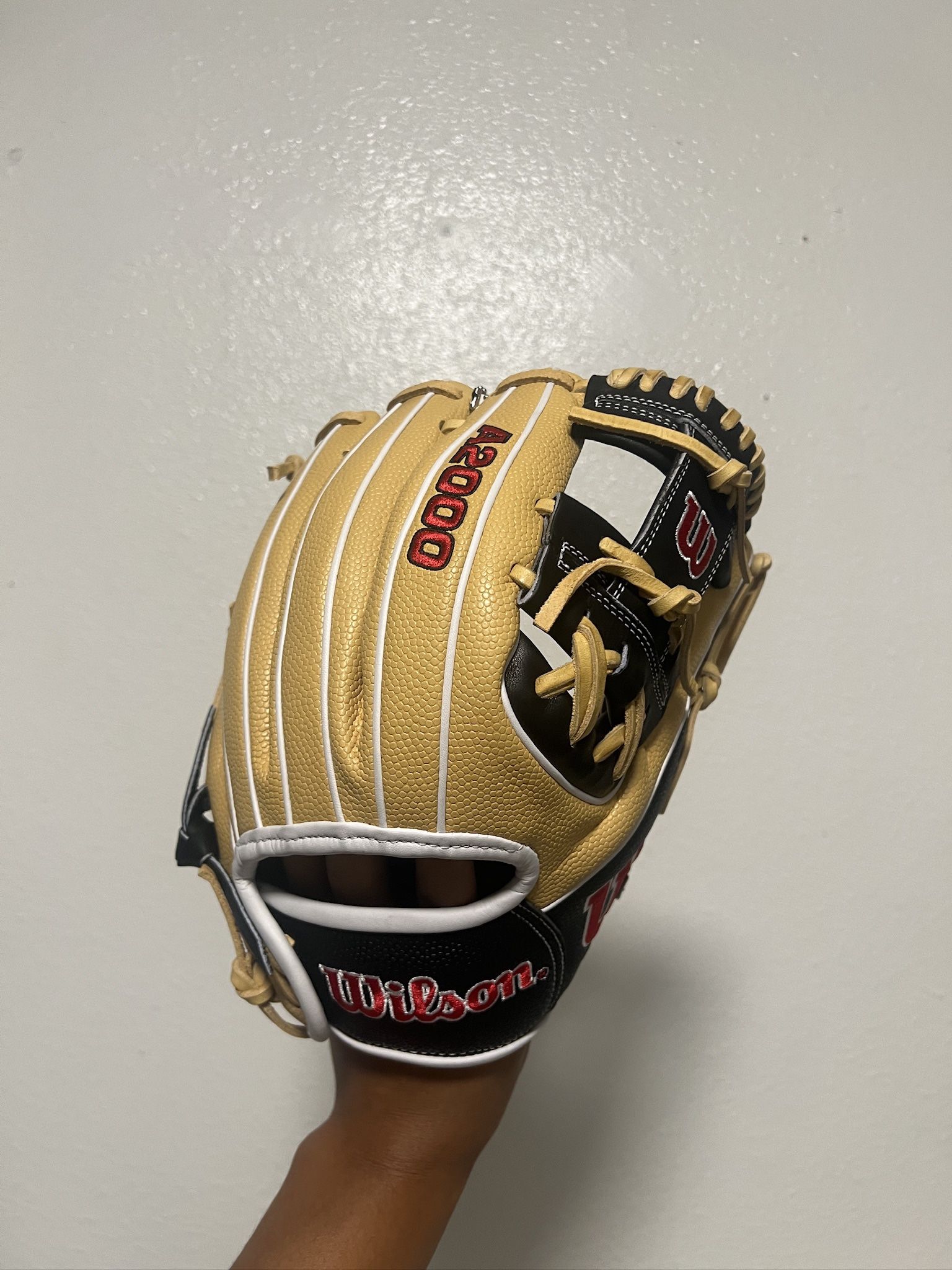 Wilson 2024 A2000 DP15SS Blonde/BLACK/Wh 11.5