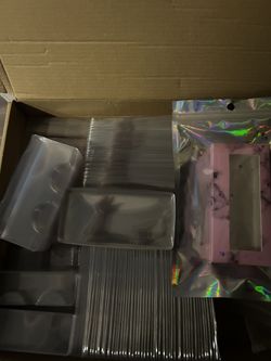 Box Of Lash Selling Supply