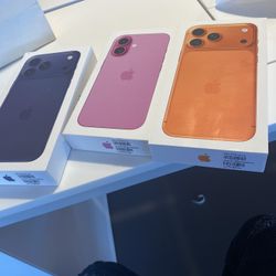 iPhones 16 & 17 Pro Max 