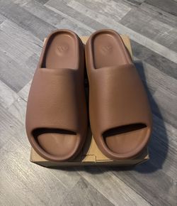Brown Yezzy Slides New