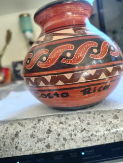 Pretty Costa Rica Pottery Vase Signed by Artist