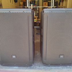 JBL SRX 812p