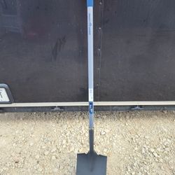 Brand New 40-in Fiberglass Handle Digging Shovel 