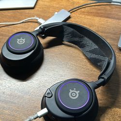 SteelSeries Arctis Nova 3 Headphones