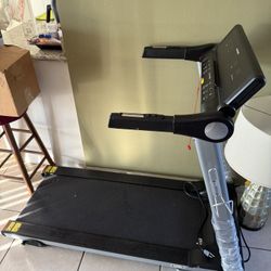 Maxkare Treadmill 