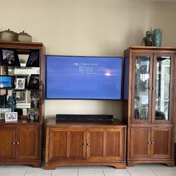 3 PCs Stanley furniture Wall Unit / Entertainment Center 