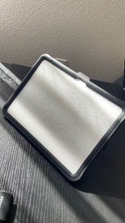 iPad 11/10 case with build in screen protector and kickstand