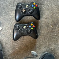 2 Battery Controlled Xbox Controllers 6 For 100$$$$