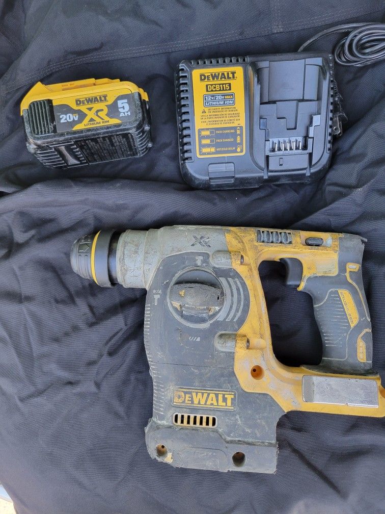 Dewalt DCH273 20 volt MAX SDS Plus Rotary Hammer Drill