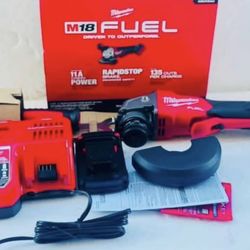 Milwaukee M18 FUEL 18V Lithium-lon Brushless Cordless 4-1|2 in./5 in. Grinder w/Paddle Switch rapid