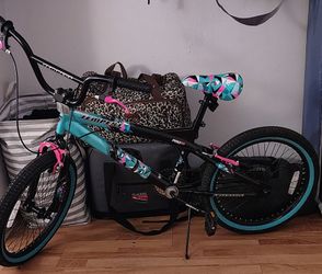 TEMPEST BMX BIKE