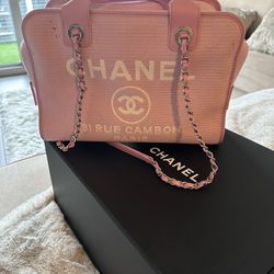 New and Used Chanel bag for Sale in Miramar, FL - OfferUp