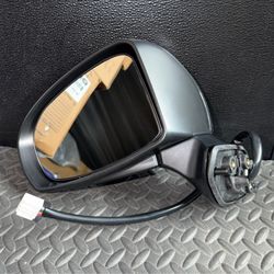 2015 to 2017 Toyota Prius V Driver Side Power / Heat / Fold / Signal Mirror