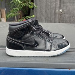 Air Jordan 1 mid space jam 