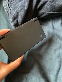 Nintendo Ds with game