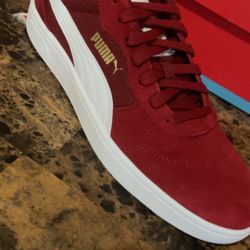 size 10 red astro play puma shoes new