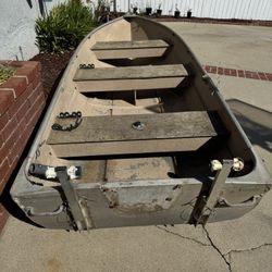 12’ Metal Boat 