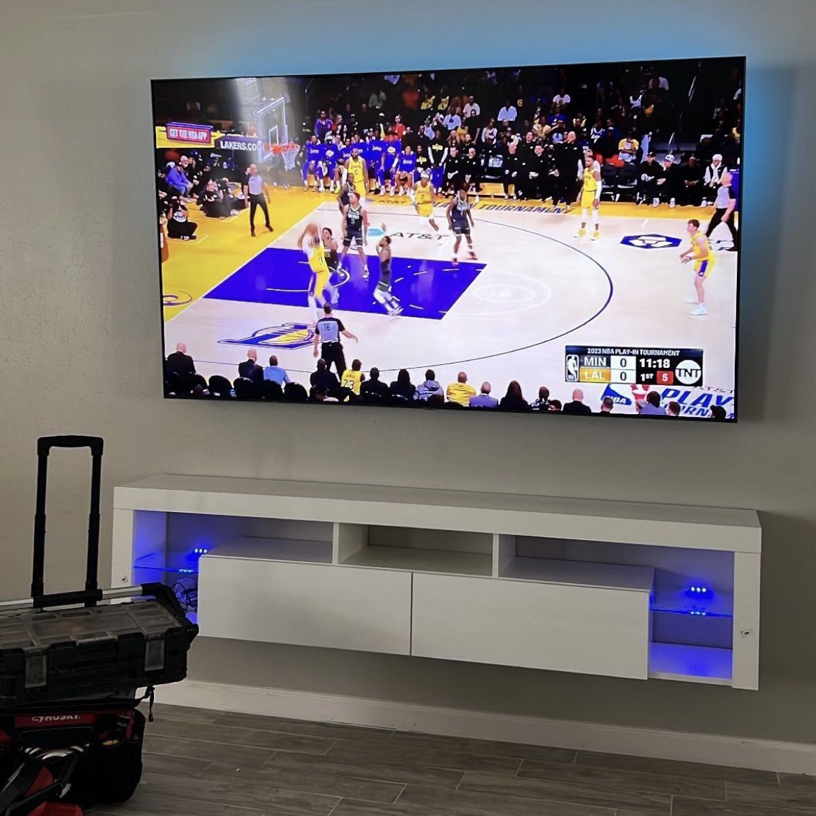 TV MOUNT