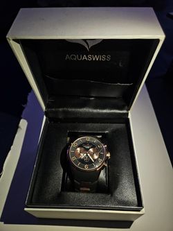 (New) AQUASWISS Trax 5H Brand, Swiss Movement, Stainless Steel, Day/Date Watch