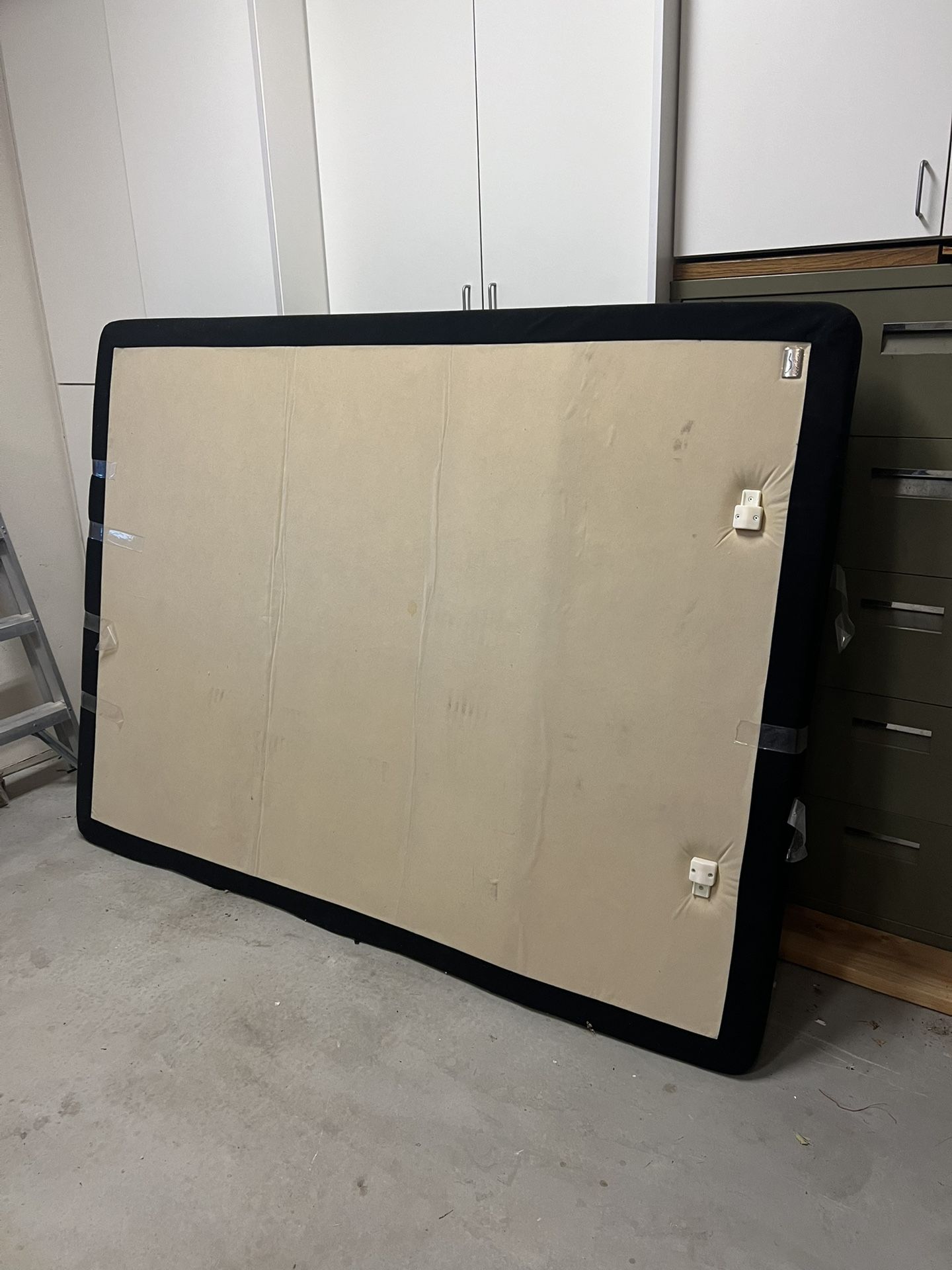 Queen Size Adjustable Bed Frame 