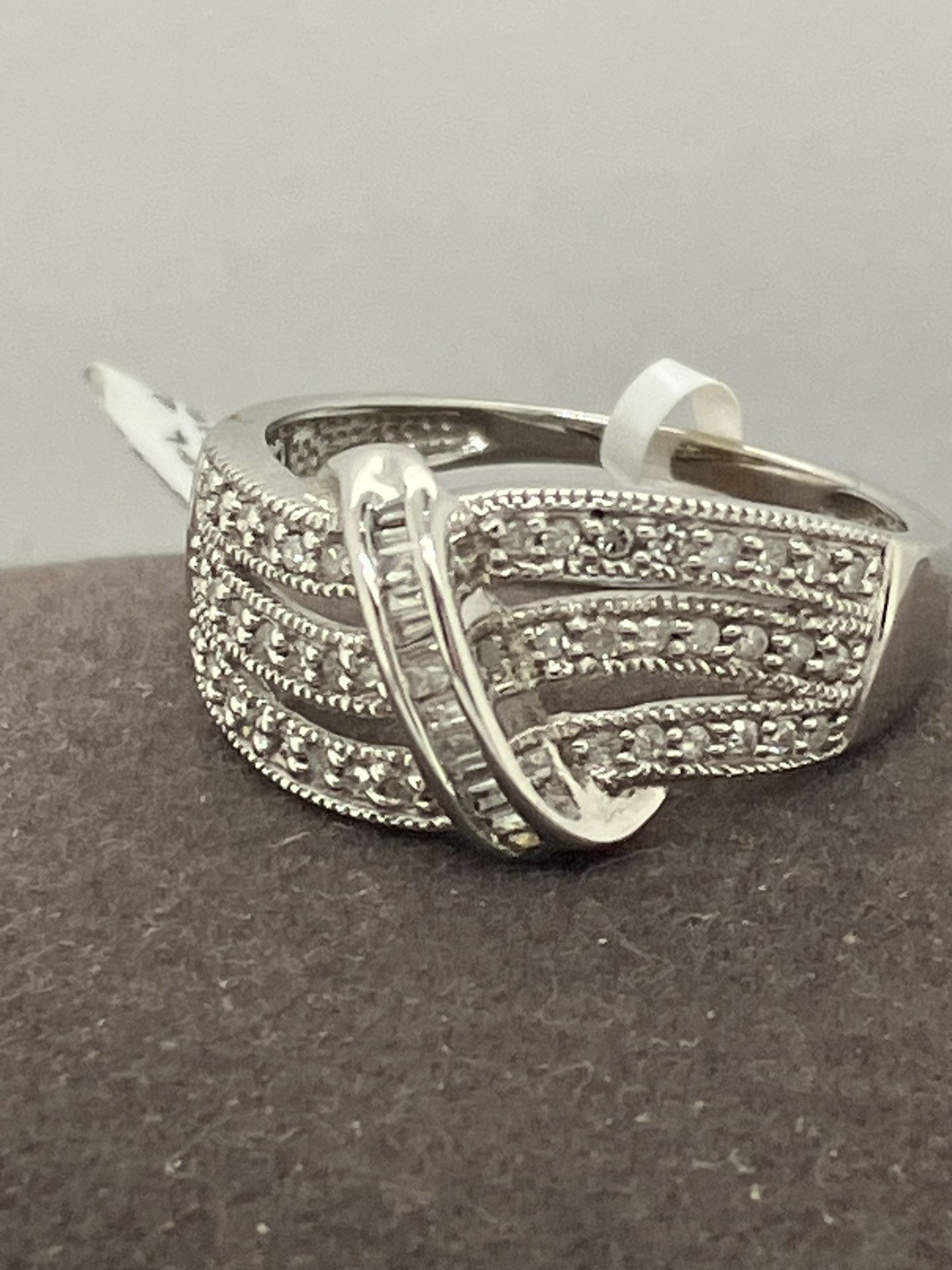 Elegant 14K White Gold Diamond Fashion Rin